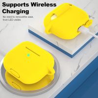 Жёлтый силиконовый чехол Protective Silicone для AirPods 3